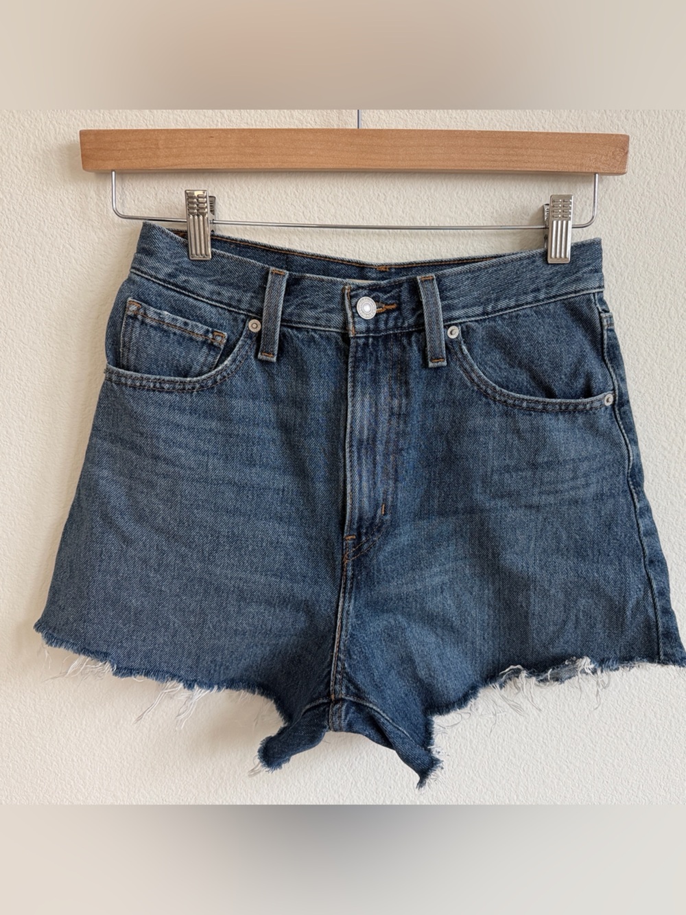 Levi’s High Waisted Mom Frayed Hem Women's Shorts - Blue